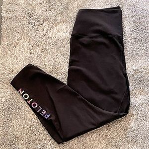 Gently used XL peloton leggings